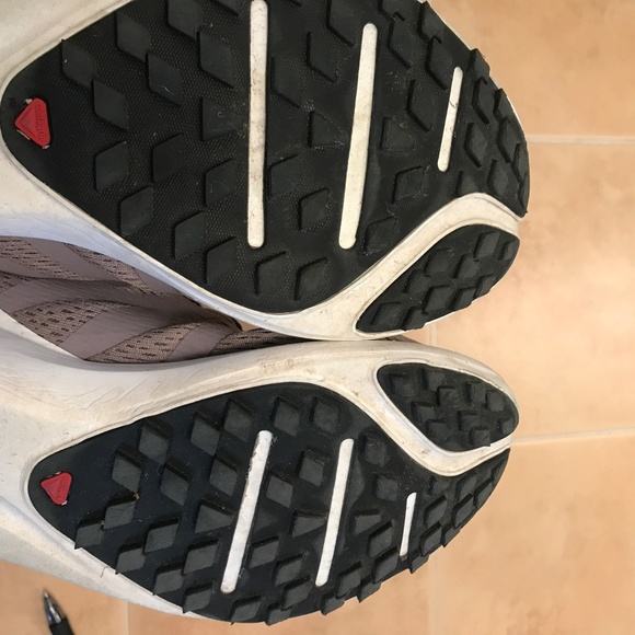 SOLD - Salomon Sense Flow GTX Trail Running Shoes - Picture 6 of 7